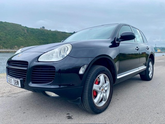 PORSCHE Cayenne Turbo