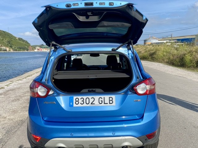 FORD Kuga 2.0 TDCI TITANIUM 4×4 4WD